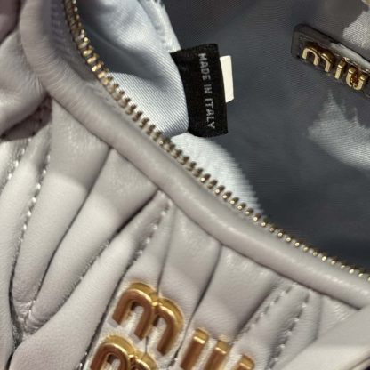 Replica Miu Miu Wander matelassé nappa leather hobo mini-bag Pearl Gray #6061 - Image 10